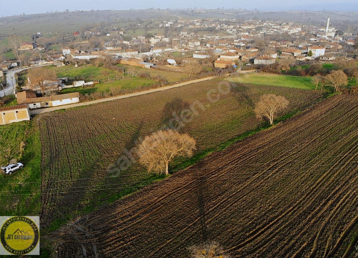 JET GARİMENKUL'DEN BİGA HACIPEHLİVAN KÖYÜNDE SATILIK İMARLI ARSA