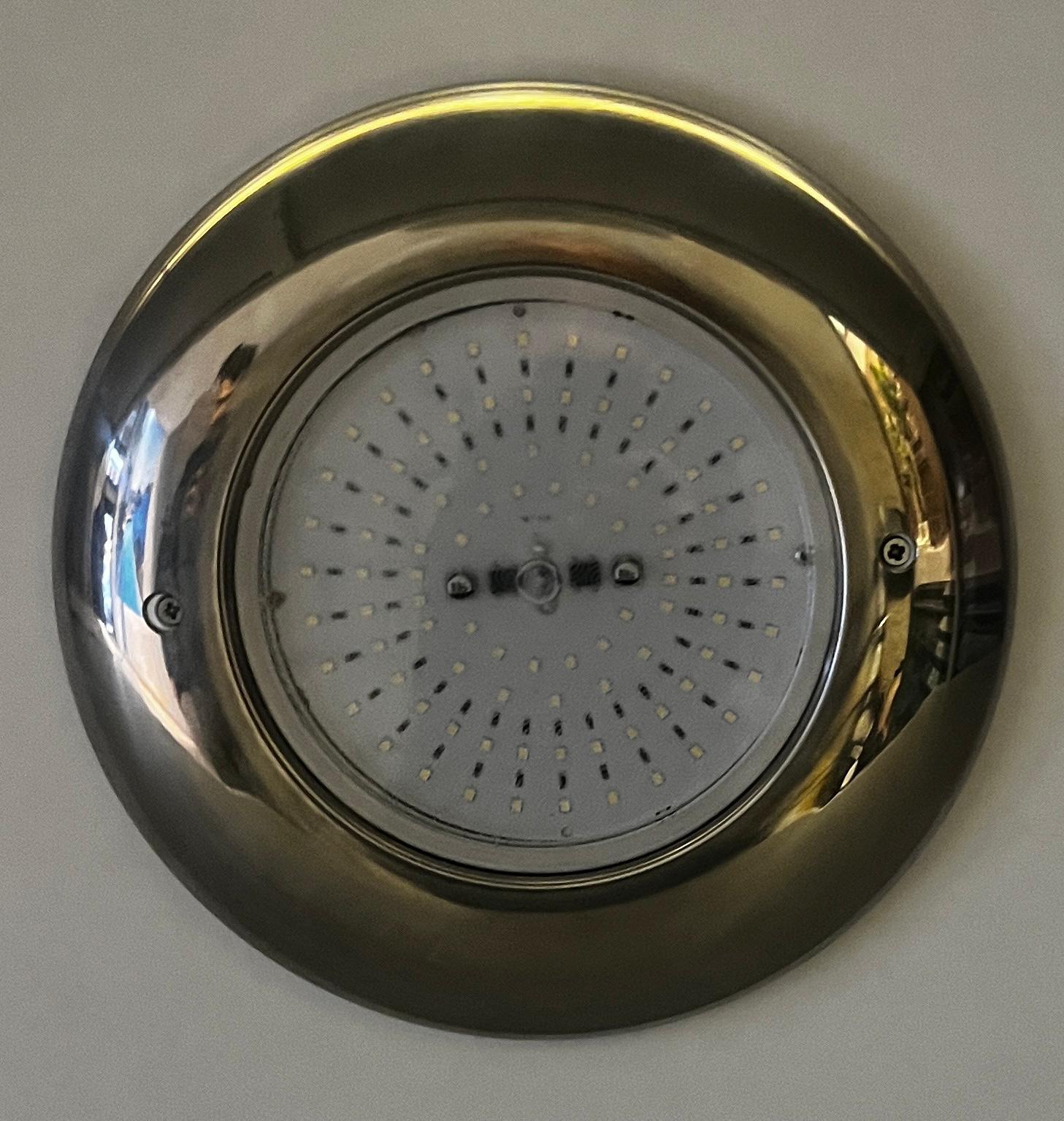 Echool Life  Ultra İnce Sıva Üstü  Komple  Armatör Paslanmaz (Çap 26cm yük 2,1 cm) Günışığı 50 W