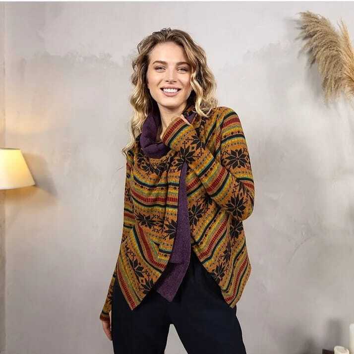 Parmak Geçmeli Salaş Desenli Hırka