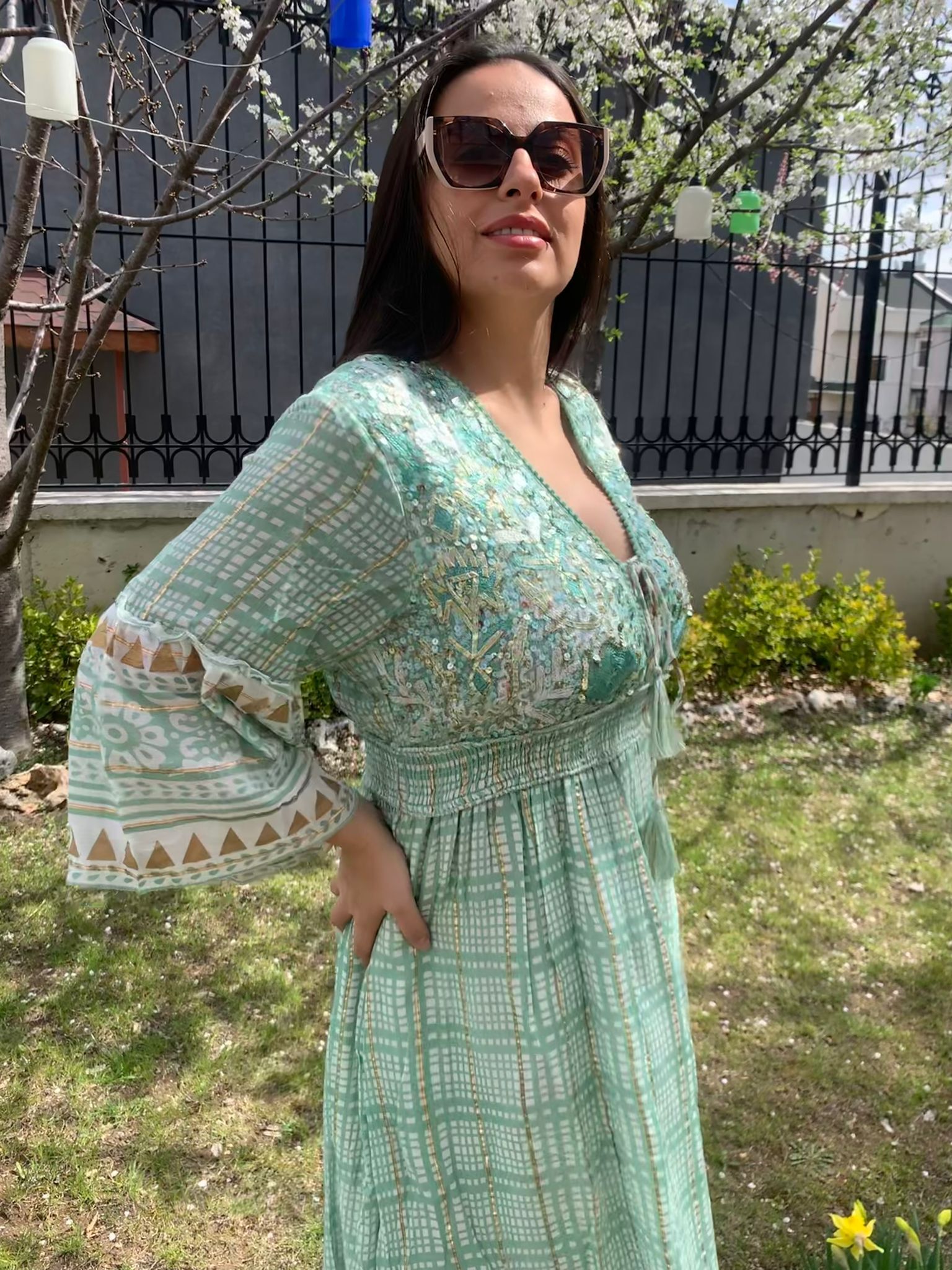 Antica İşlemeli Elbise