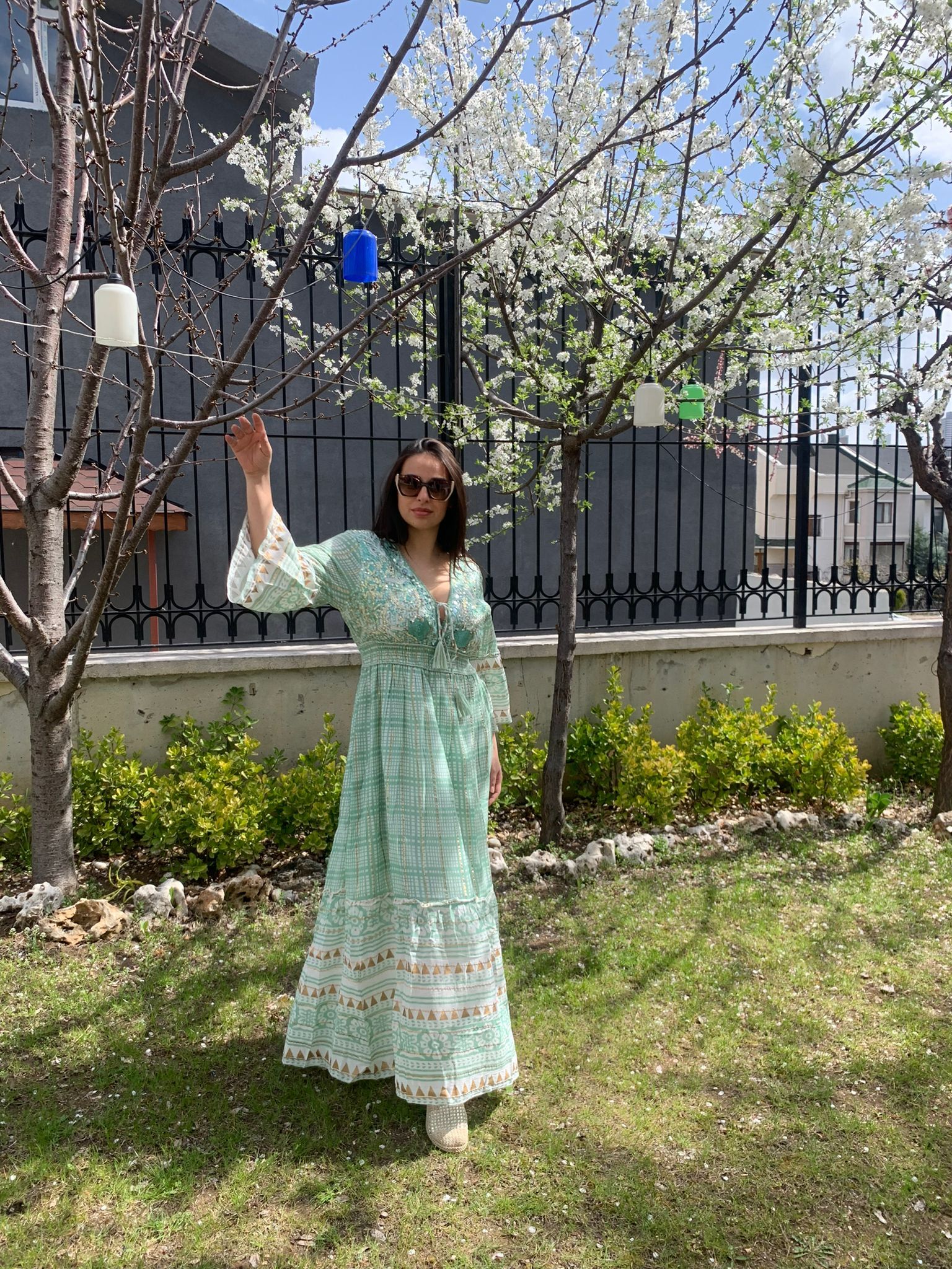 Antica İşlemeli Elbise