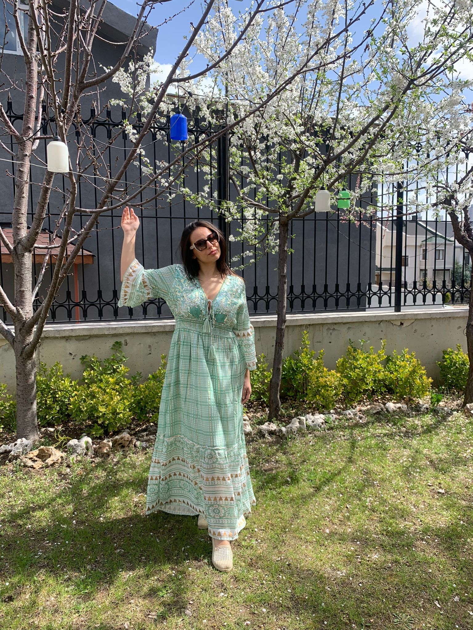 Antica İşlemeli Elbise