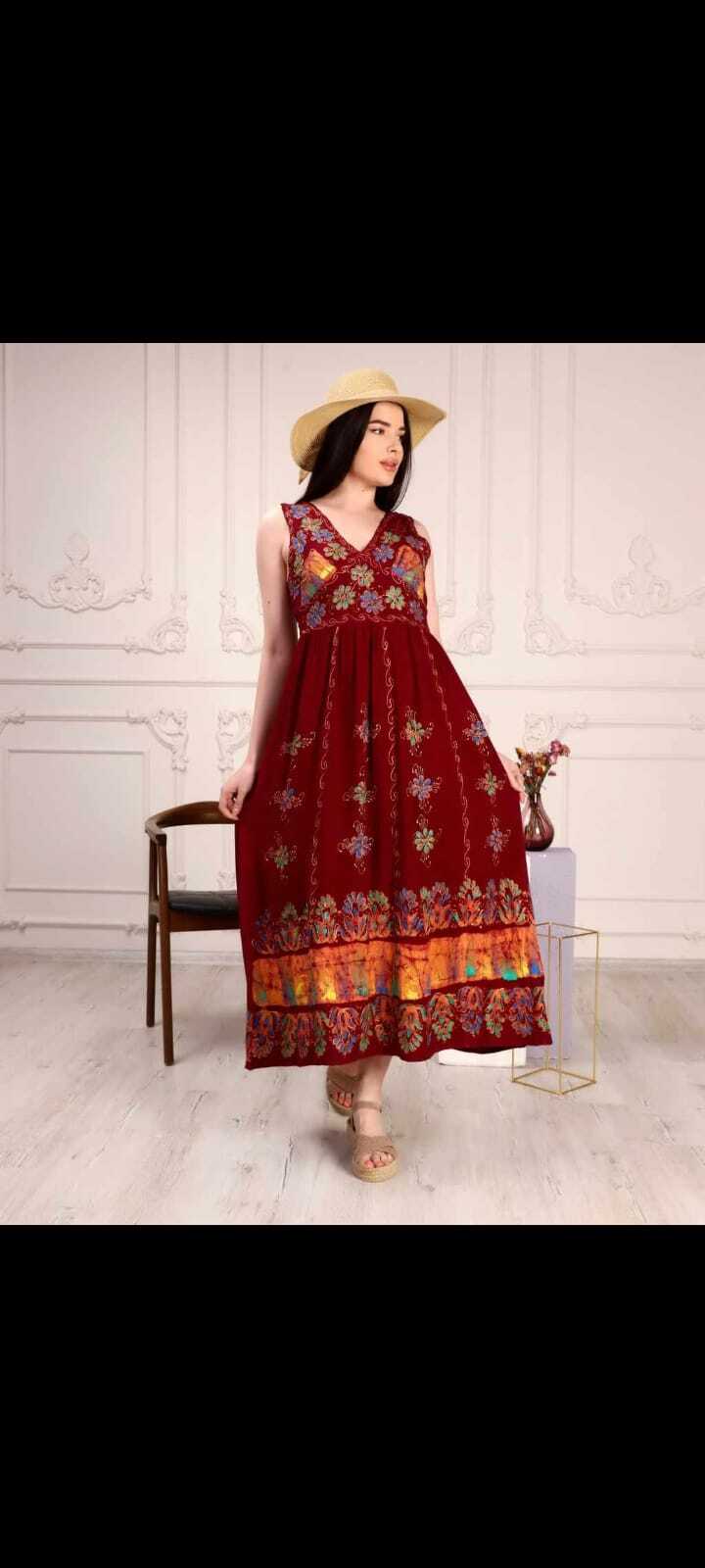 Pamuklu Kumaş İşlemeli Askılı Elbise 