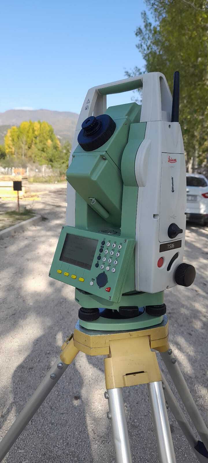 LEICA TS 06 3 SANIYE