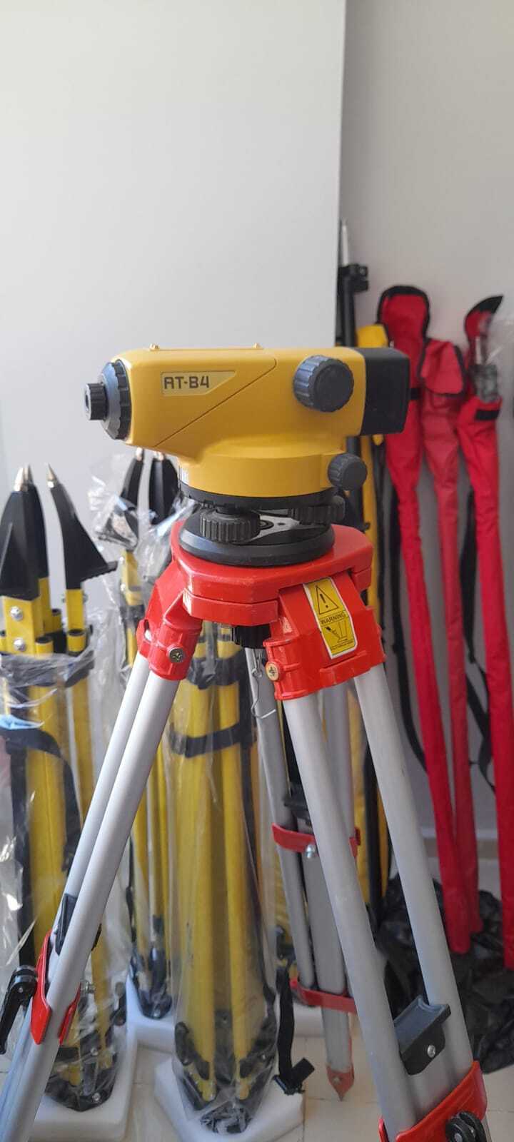 Satılık Topcon AT-B4 nivo