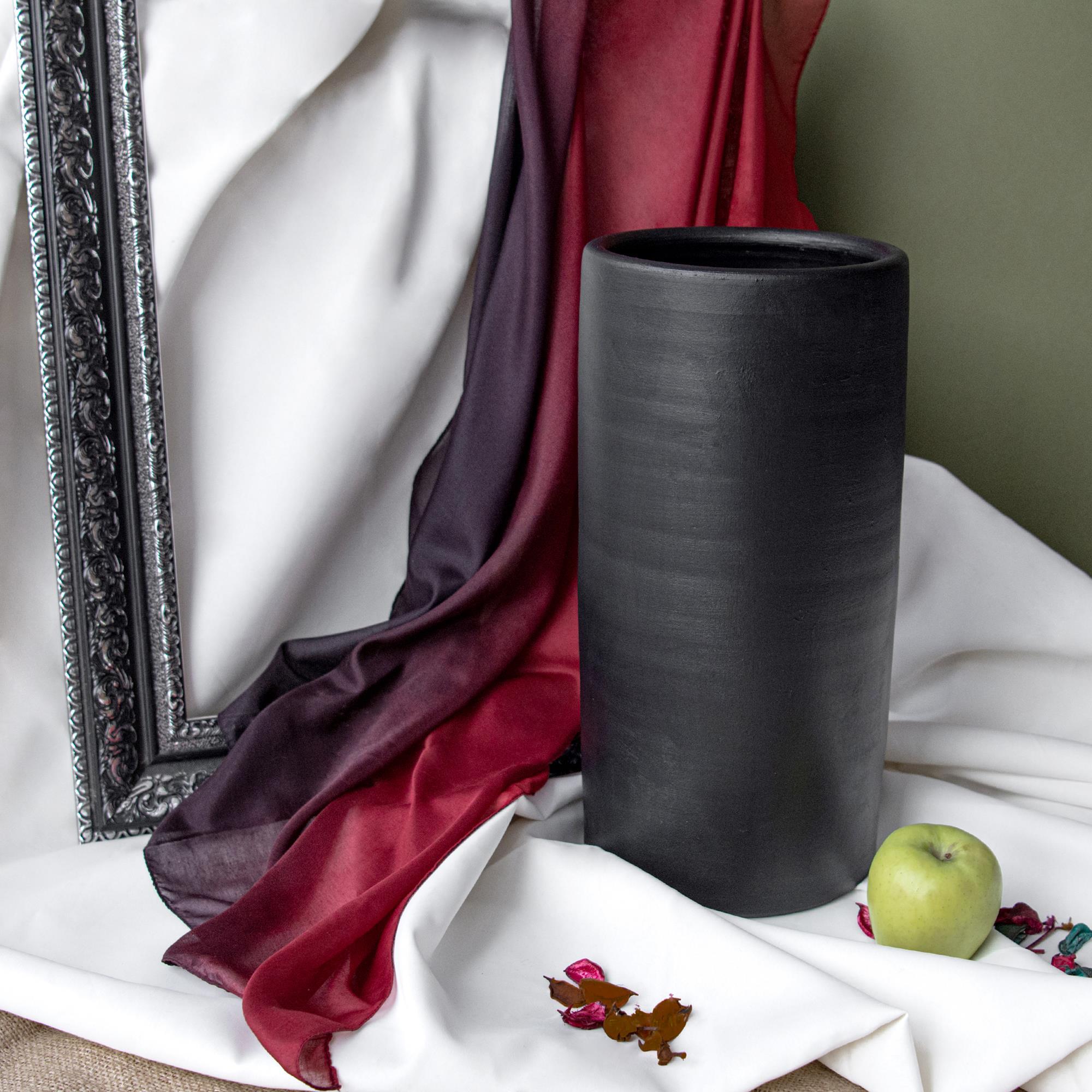 Lara Siyah Mat  Vazo