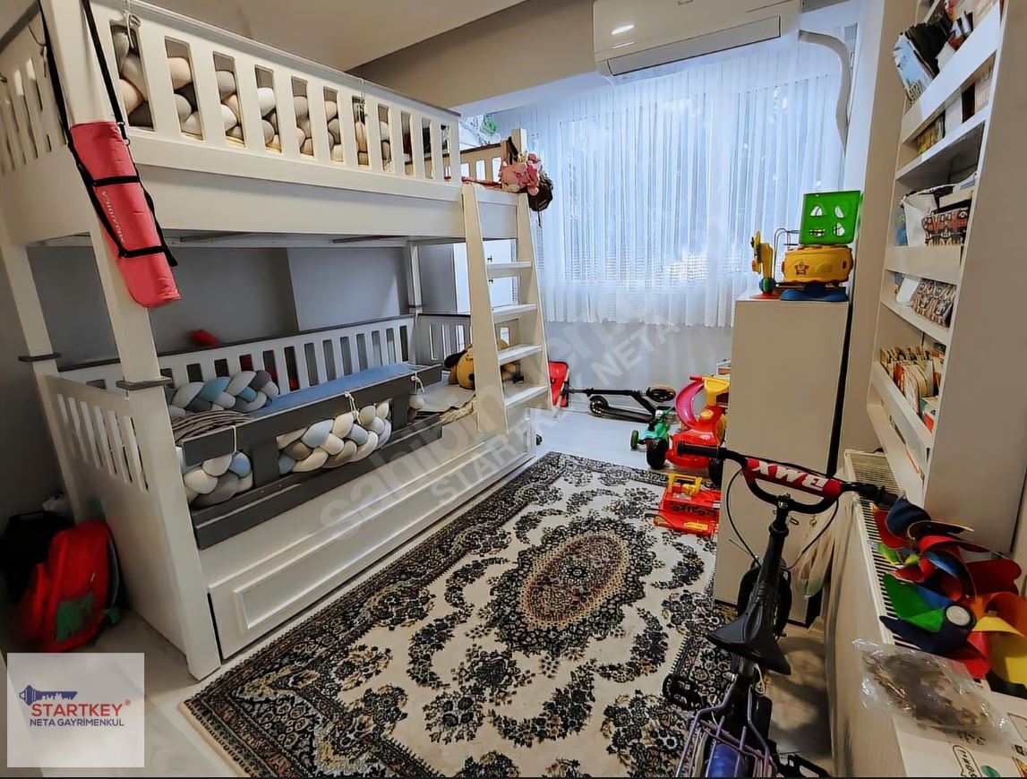 Barış Mahallesi'nde Ecevit Parkı Üstü Satılık Daire 2+1