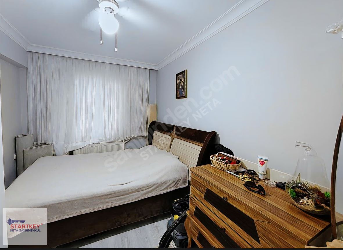 Barış Mahallesi'nde Ecevit Parkı Üstü Satılık Daire 2+1