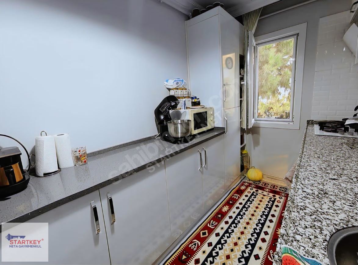 Barış Mahallesi'nde Ecevit Parkı Üstü Satılık Daire 2+1