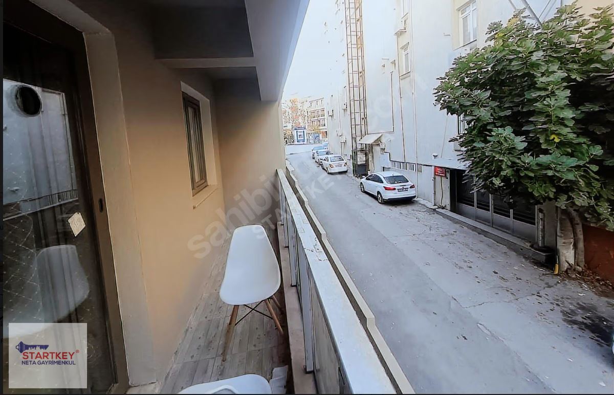 Buca Yaylacık Mahallesi'nde Eşyalı 1+1 Kiralık Daire