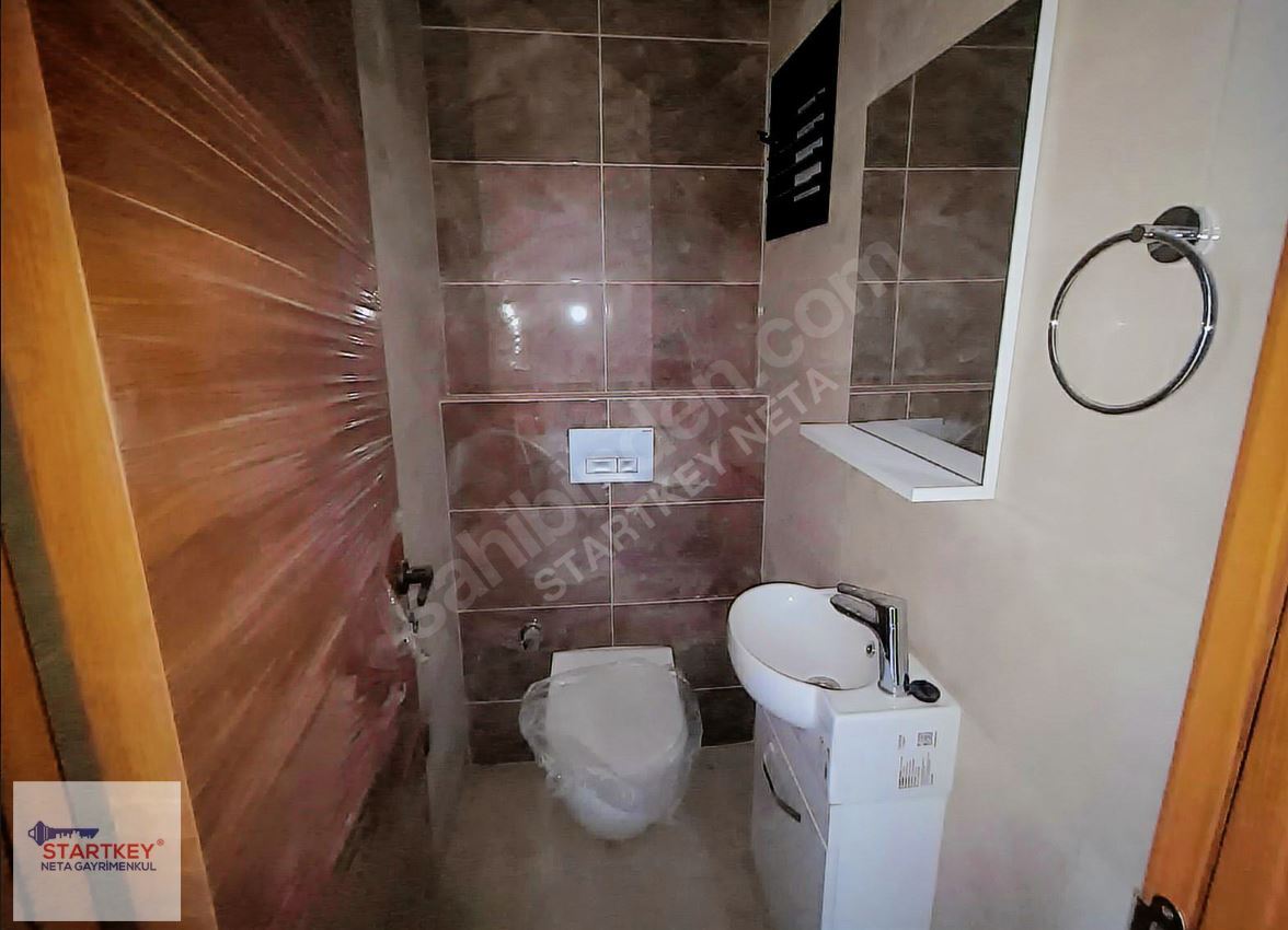 İzkent Portakal Vadisinde 7/24 Güvenlikli Havuzlu 2+1 Daire