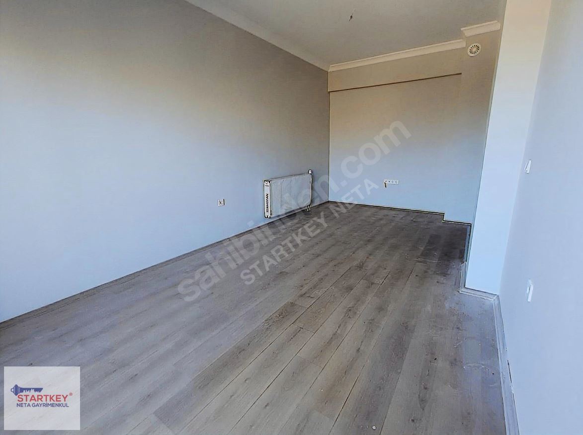 İzkent Portakal Vadisinde 7/24 Güvenlikli Havuzlu 2+1 Daire