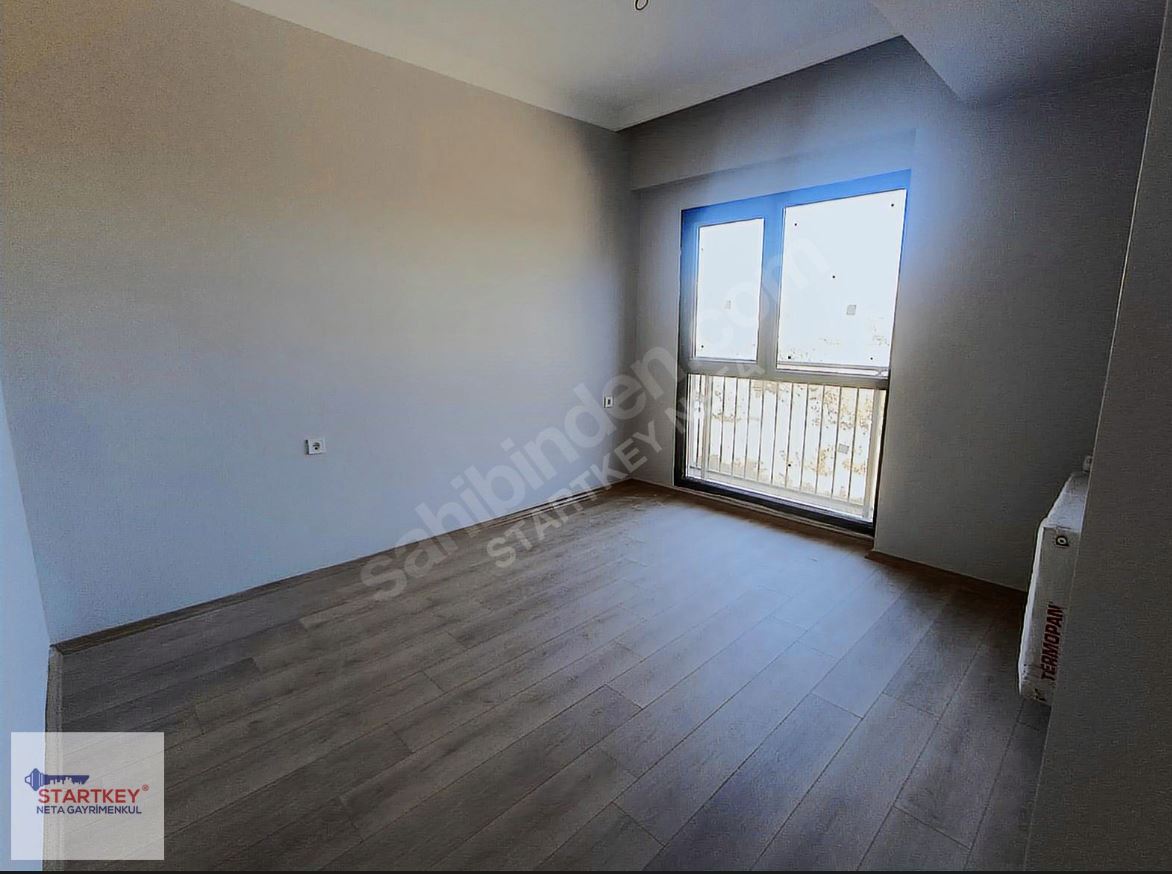 İzkent Portakal Vadisinde 7/24 Güvenlikli Havuzlu 2+1 Daire