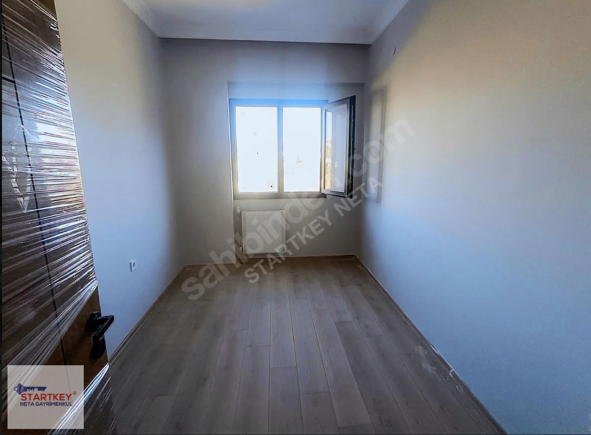 İzkent Portakal Vadisinde 7/24 Güvenlikli Havuzlu 2+1 Daire