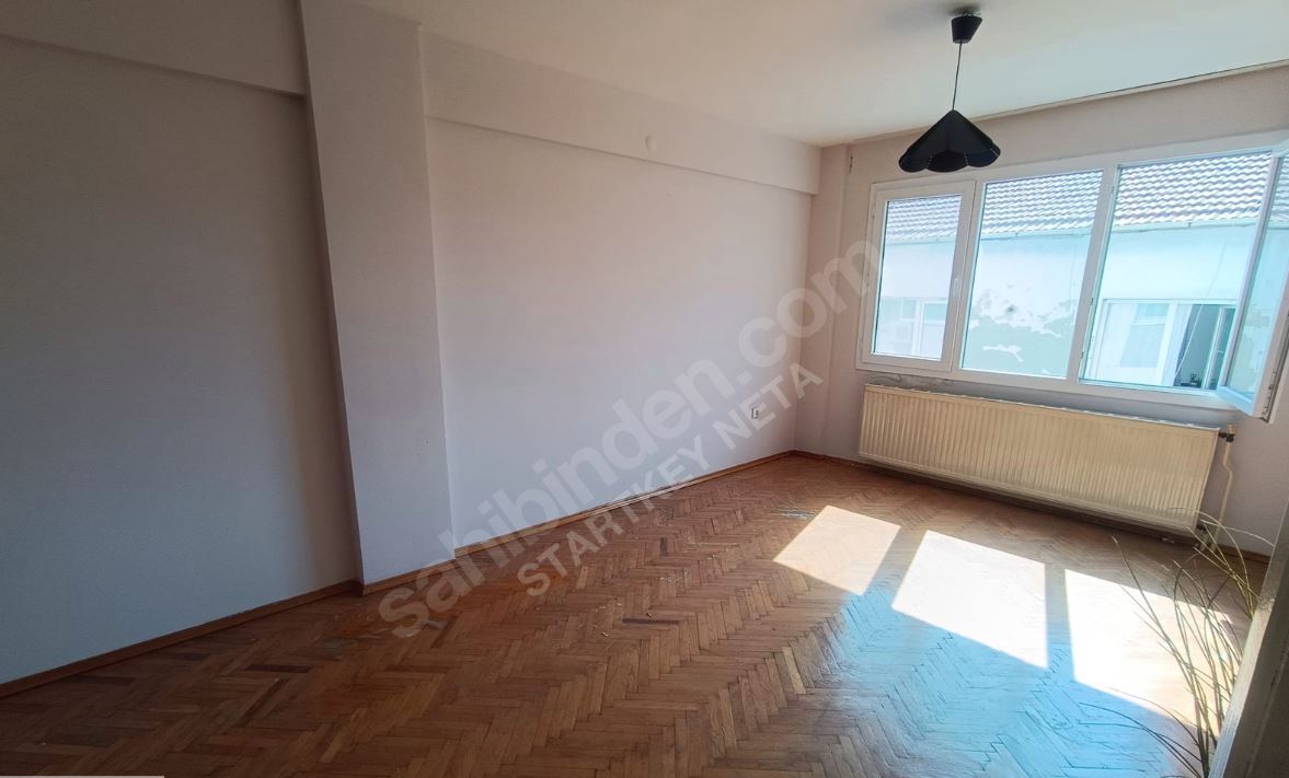 Kıbrıs Şehitleri'nin Yan Sokağında Kiralık Daire 3+1