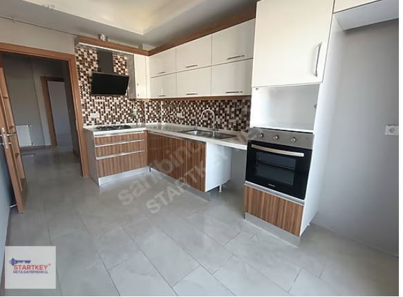 Şirinyer İzban"a 2 Dk Mesafede Asansörlü Lüks Kiralık Daire 3+1